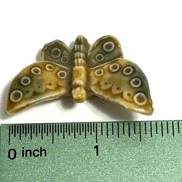 Wades Whimsies England Butterfly Whimsy - Picture 6 of 6